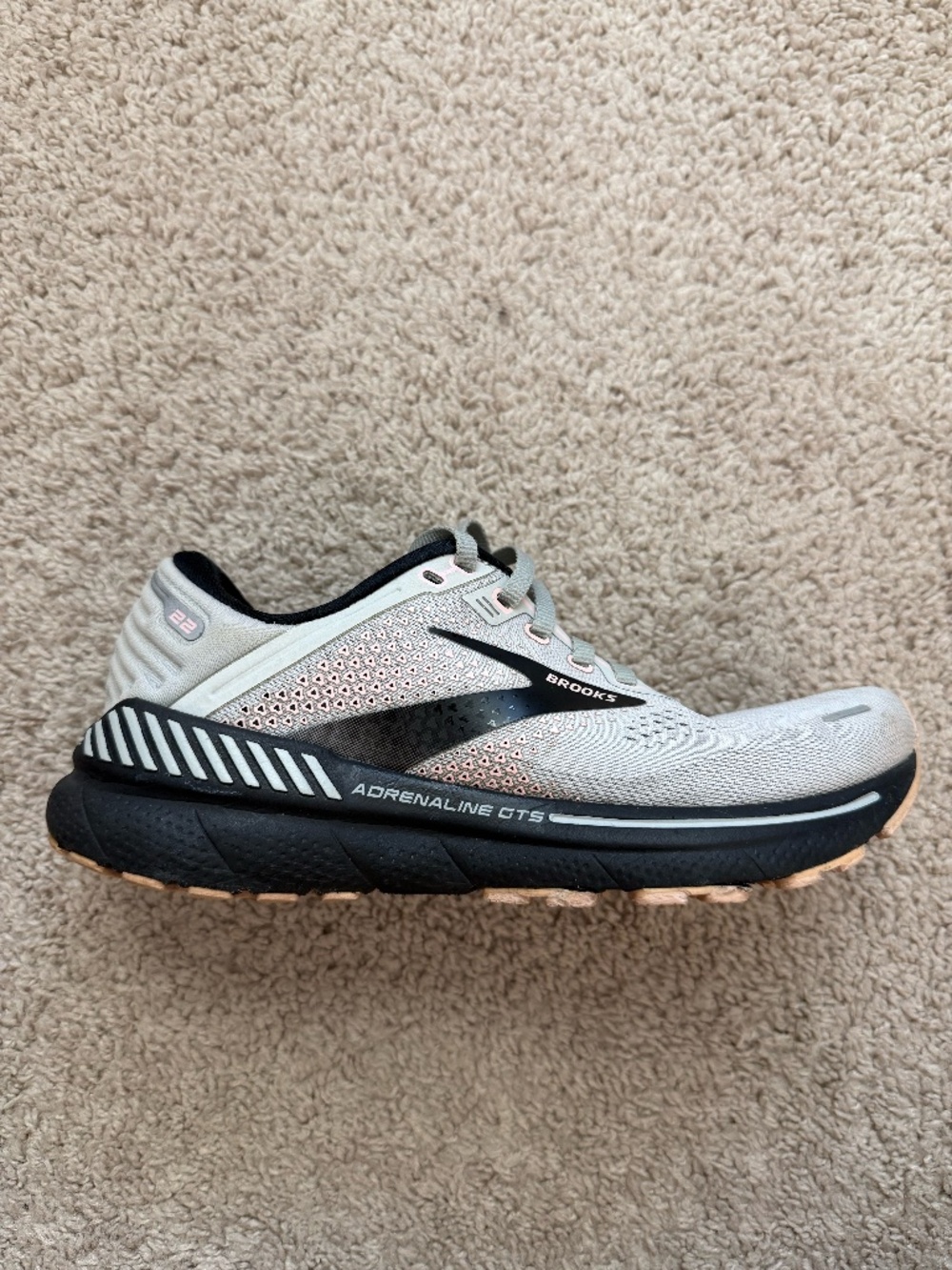 Brooks Adrenaline GTS 22 Womens Size 7.5 Grey Black Pink Running Shoes 1203531B0